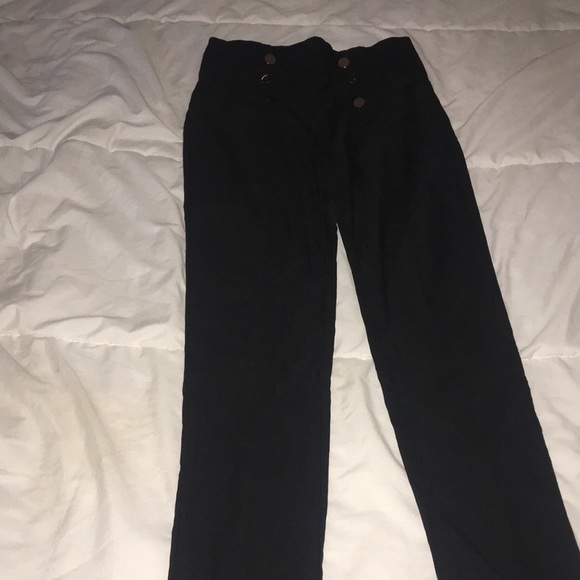 High Waisted Three-Buttoned Pants - Picture 3 of 3